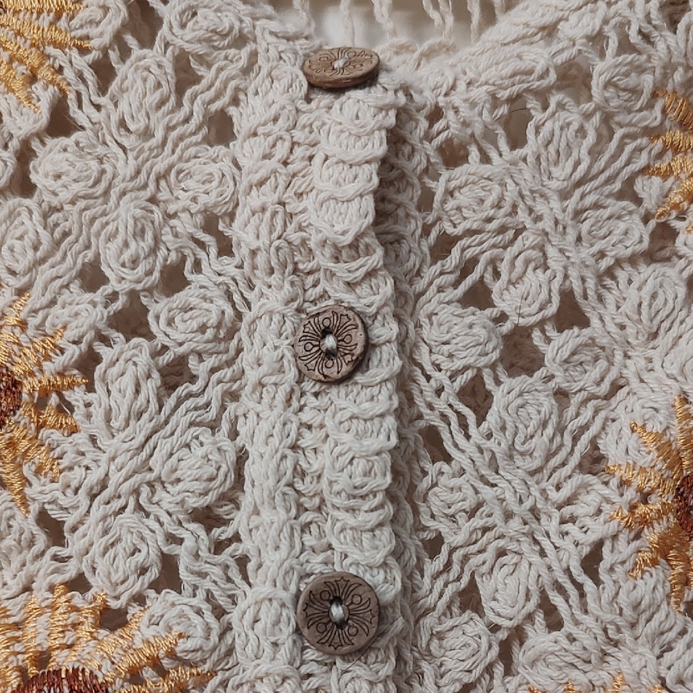 Sunflower Crochet Crop Top Medium - Picture 2 of 5